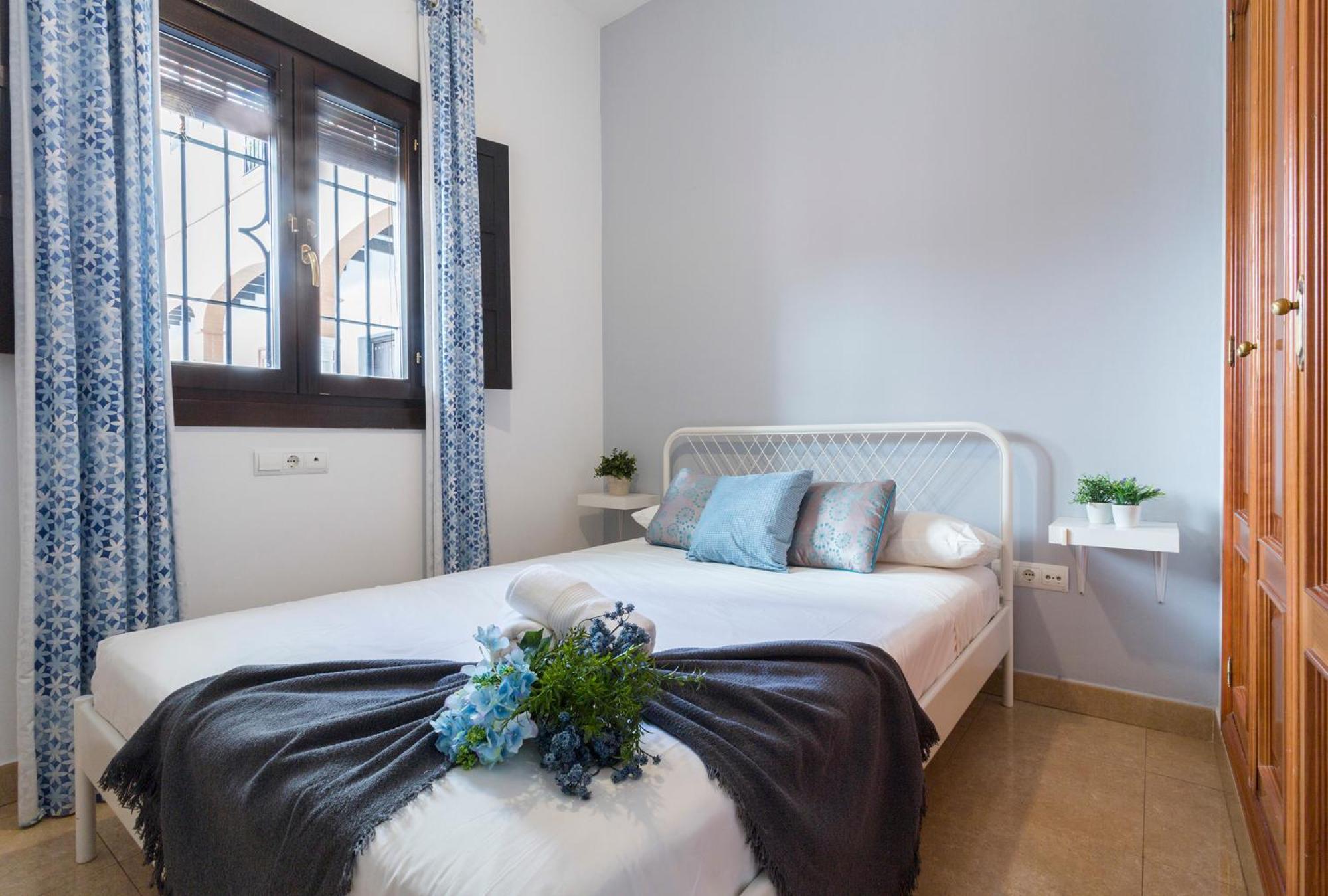 Santa Catalina Patio Andaluz 3 Rooms Севиля Екстериор снимка